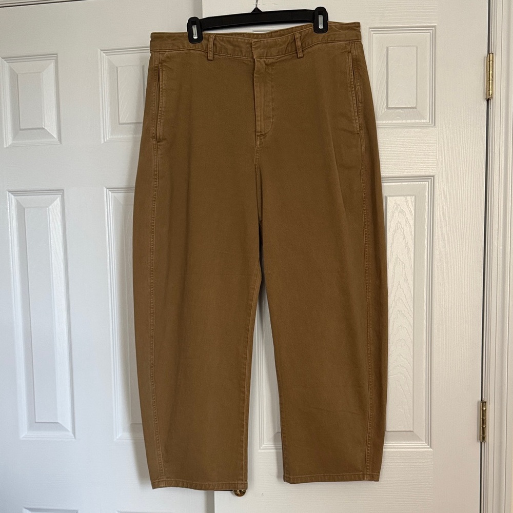 Gap Women’s Brown Khaki Pants